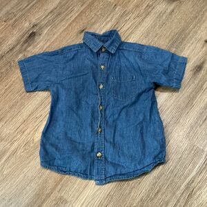 Mick Mack Boys Denim Button Down Shirt Size 4 Blue Short Sleeve 100% Cotton EUC